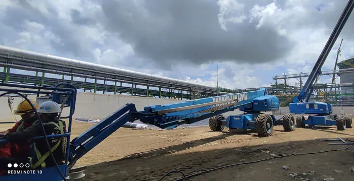 Cho thuê xe nâng dự án nhà máy lọc hóa dầu Long Sơn