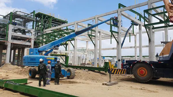 Cho thuê xe nâng dự án nhà máy lọc hóa dầu Long Sơn